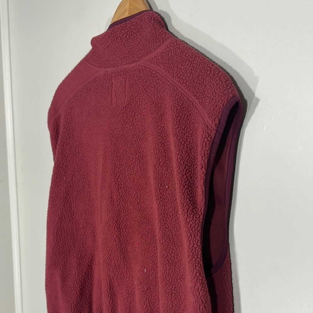 SO Burgundy Red Fleece Full Zip Vest with Zippered Pocket Large - Picture 5 of 5
